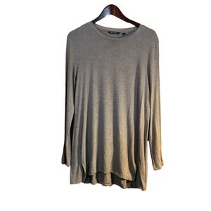 Wome’s Halston Long Sleeve Brown pull Over  Top size Medium
